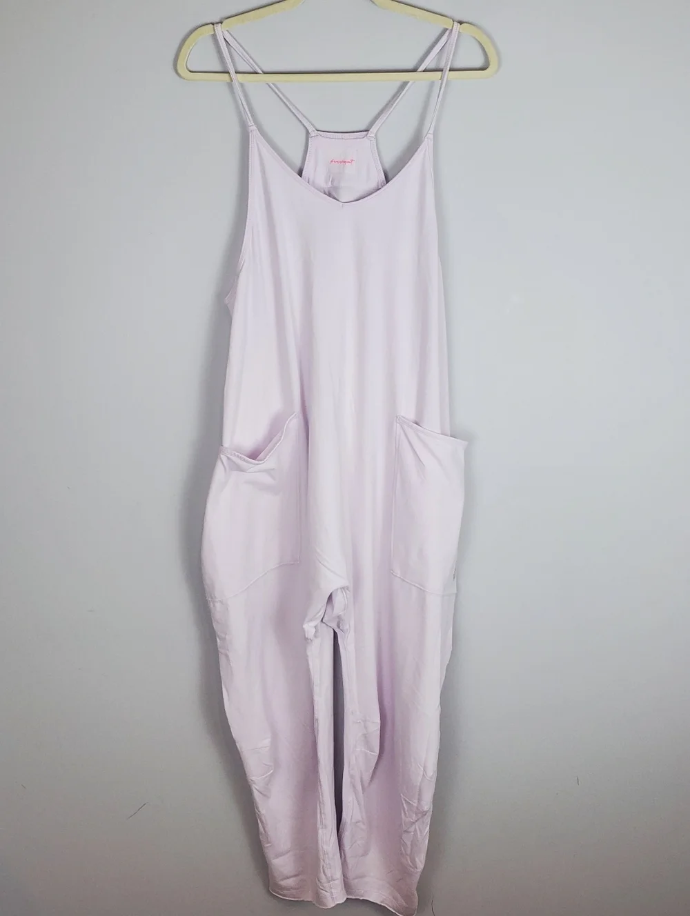 FREE PEOPLE MOVEMENT HOT SHOT ONESIE ROSE QUARTZ SIZE SMALL NWT - Picture 3 of 16